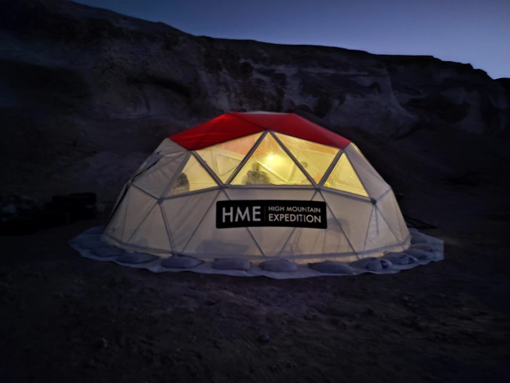 ojos del salado base camp